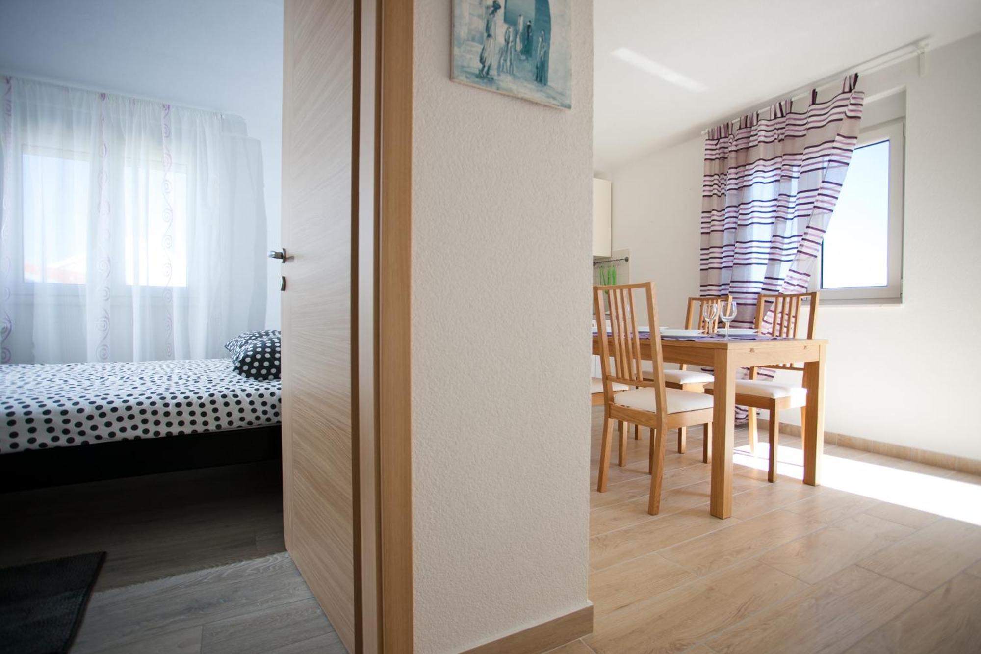Apartments Medvid Трогир Номер фото
